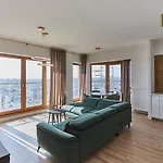 - Platan Tower Appartement