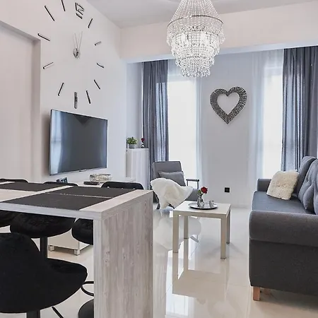 - Platan Tower Daire