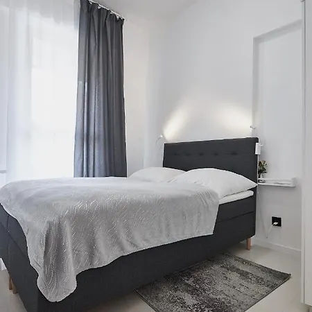 - Platan Tower Daire