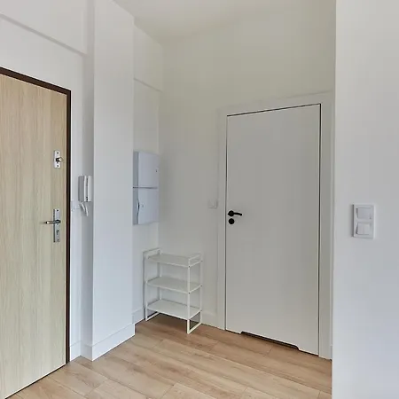 - Platan Tower 斯维诺乌伊希切