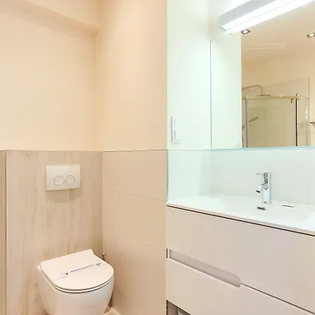 - Platan Tower *