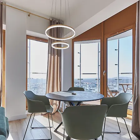 - Platan Tower Daire *